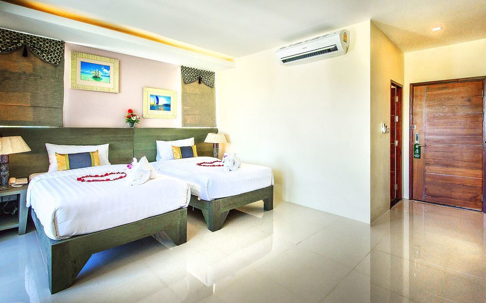 De42 Hotel Kathu Exterior photo